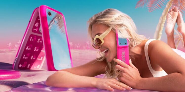 HMD Barbie Phone Has Two Versions With Different Processors